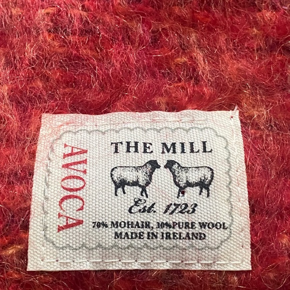 AVOCA THE MILL IRELAND Mohair Scarf - Picture 4 of 4